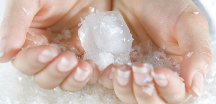 how-ice-facial-benefits-the-skin